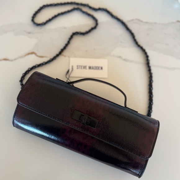 Steve Madden Handbags - Steve Madden • Clutch Crossbody